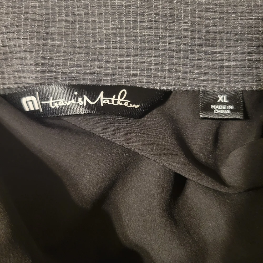 Travis Mathew Black Lightweight Golf Windbreaker Jacket